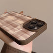 Maillard brown plaid iPhone16 mobile phone case Apple 17 Pro leather 11 suitable for 13 generations 12 autumn and winter max