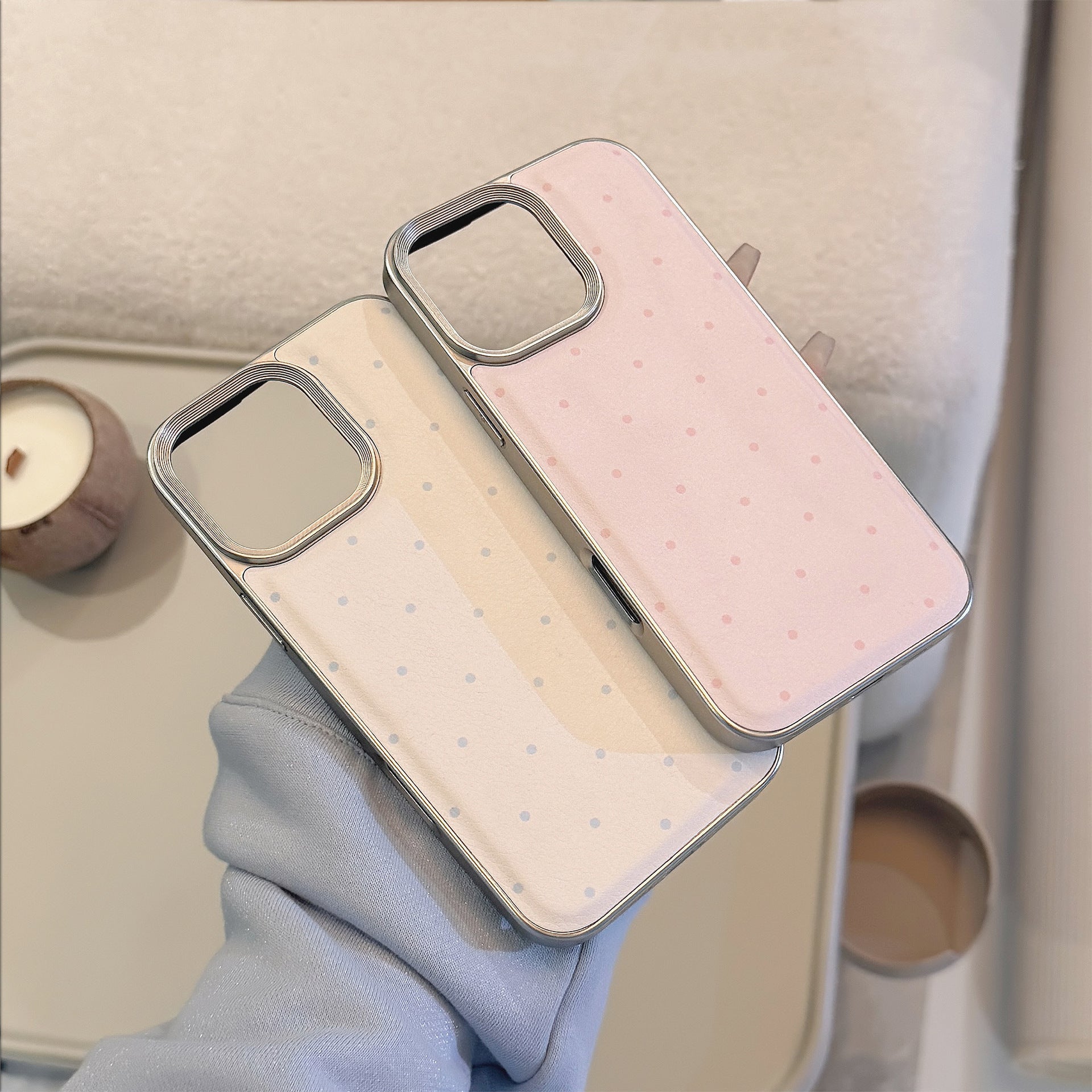 Korean simple polka dot Apple 16 mobile phone case 17promax leather 15 for iPhone13 personality 14 couples