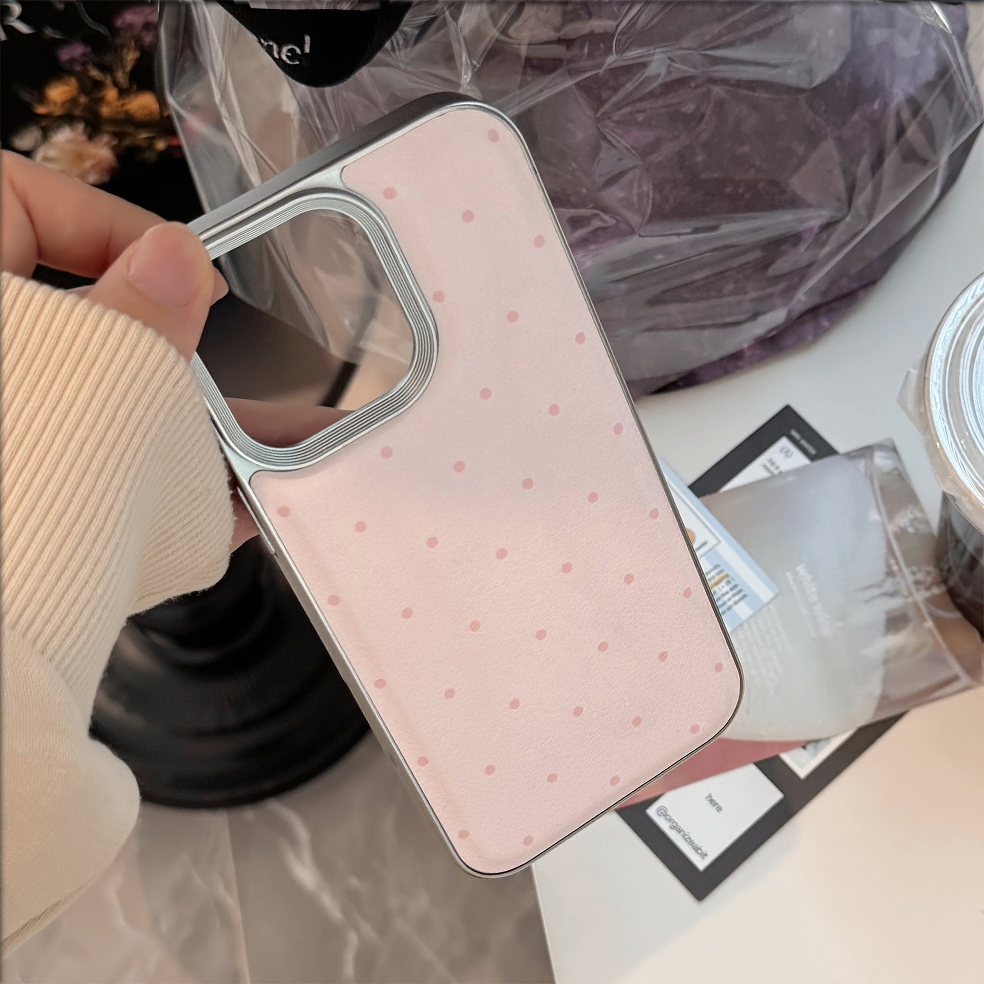 Korean simple polka dot Apple 16 mobile phone case 17promax leather 15 for iPhone13 personality 14 couples