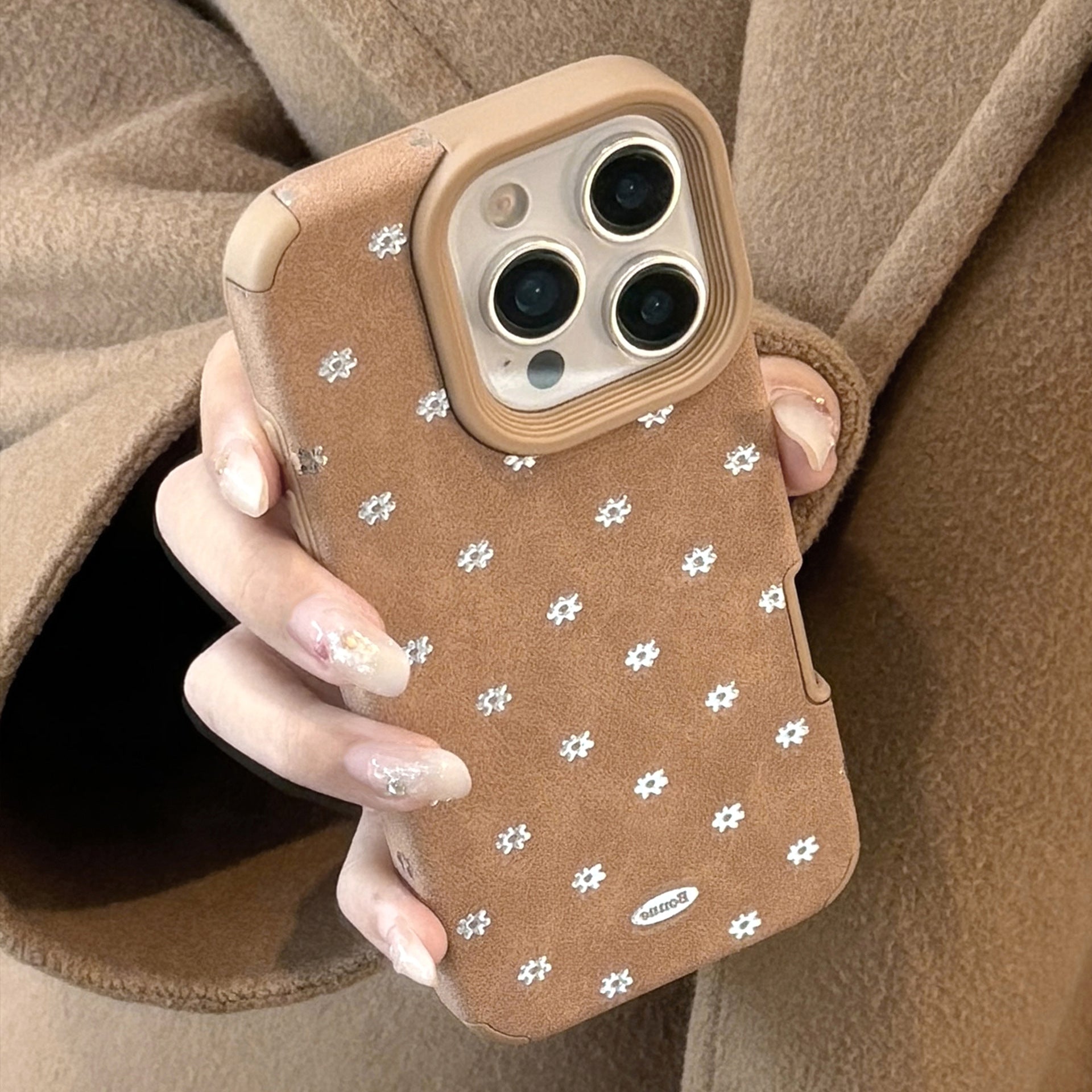 Gilt suitable for iphone17 Apple 16promax mobile phone case 15 autumn and winter brown fluff 14 suede 13 anti-drop