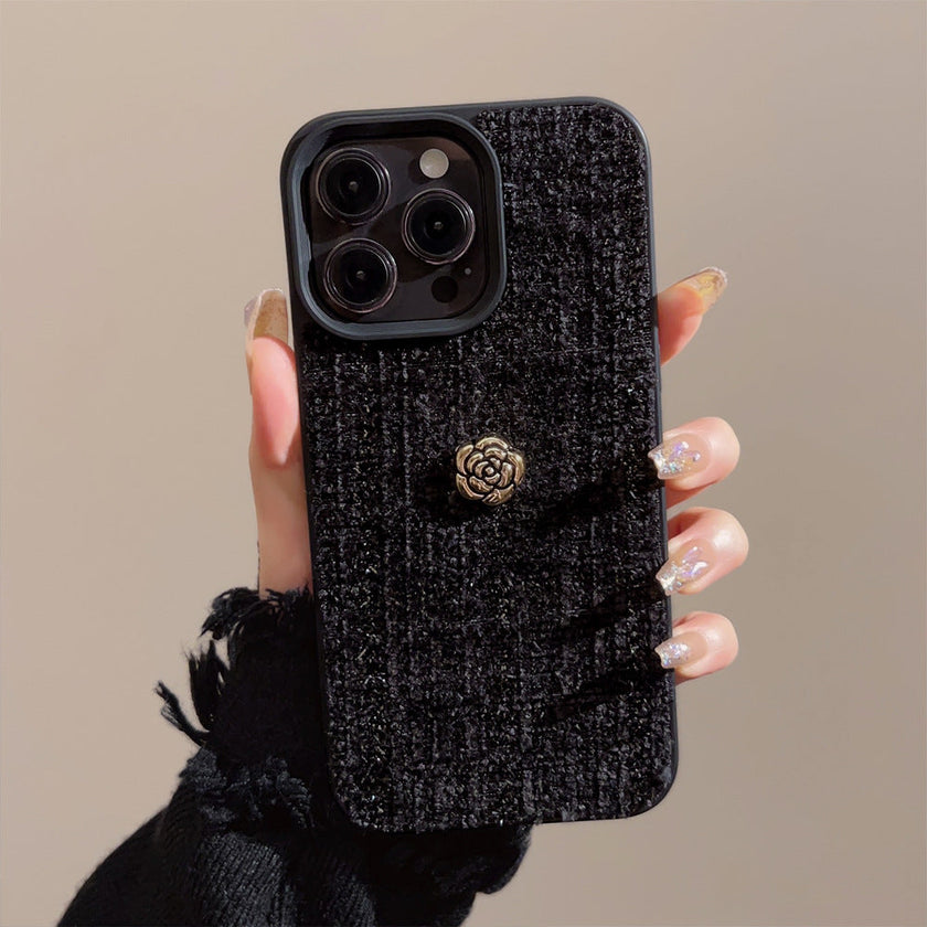 Woolen camellia Apple 16 mobile phone case 17promax autumn and winter 15 is suitable for iPhone13 Xiaoxiangfeng 11 generation